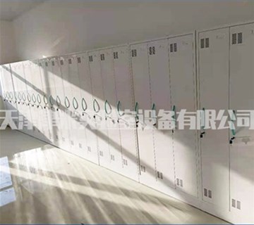 天津通風(fēng)柜臺面的維護(hù)